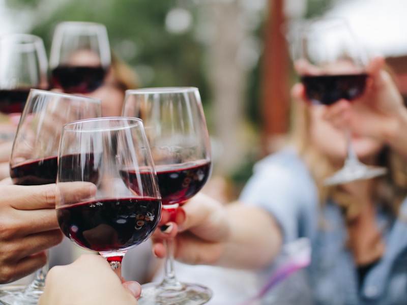 Kieliszki wina w restauracji